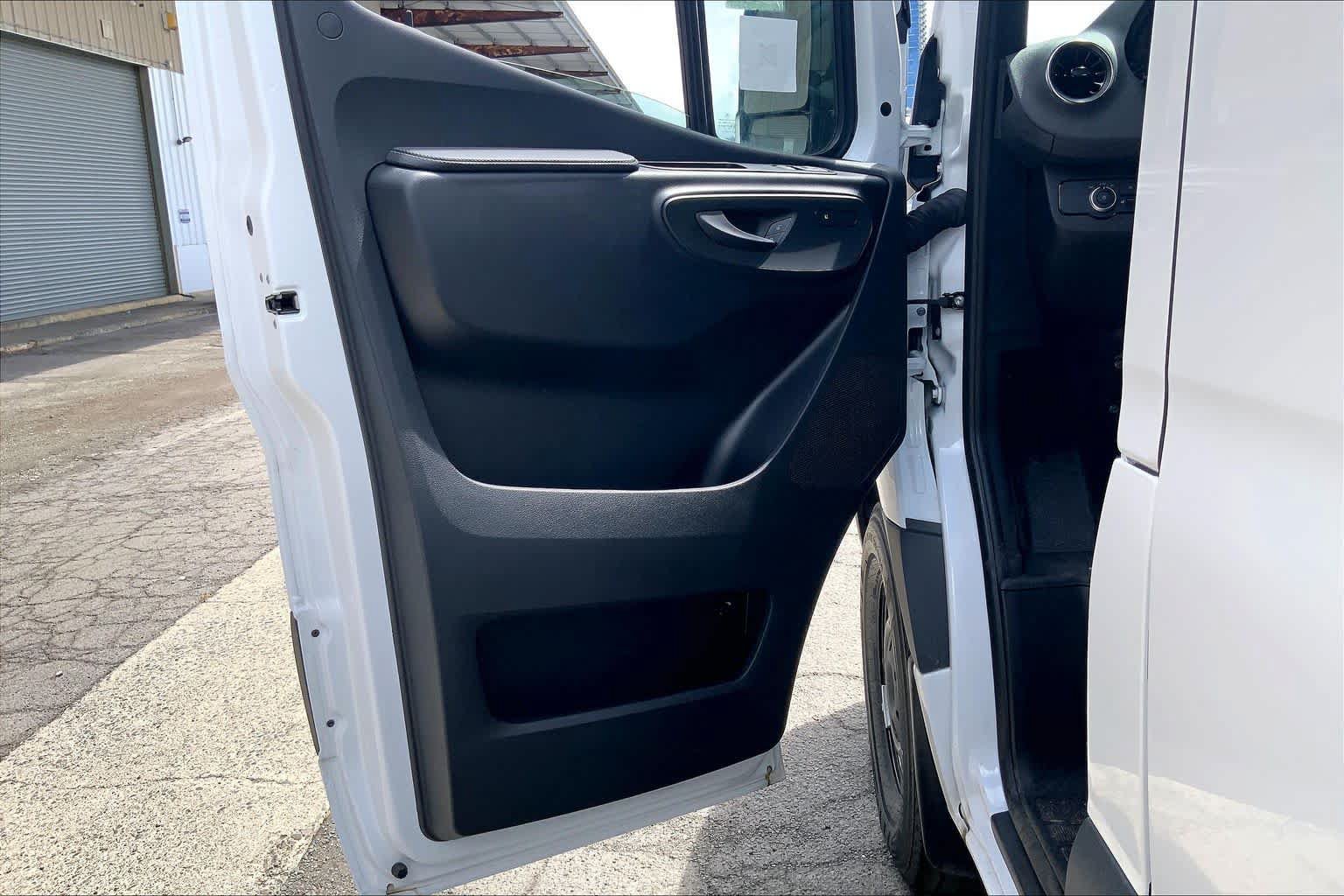 New 2026 Mercedes-Benz Sprinter 2500 image 18