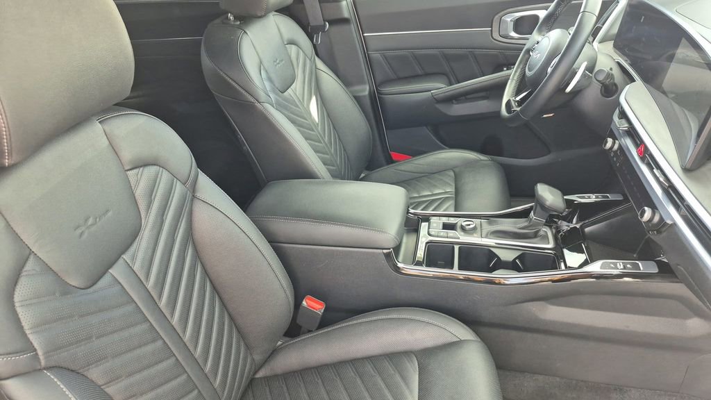 Used 2024 Kia Sorento SX Prestige image 18