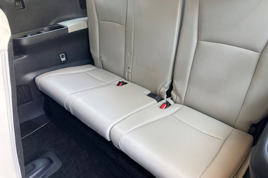 Certified 2025 Toyota Grand Highlander AWD Hybrid image 14