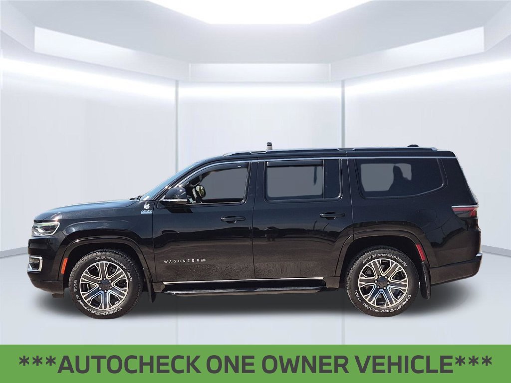 Used 2024 Jeep Wagoneer 4WD w/ Rear Seat Video Group 1 image 2