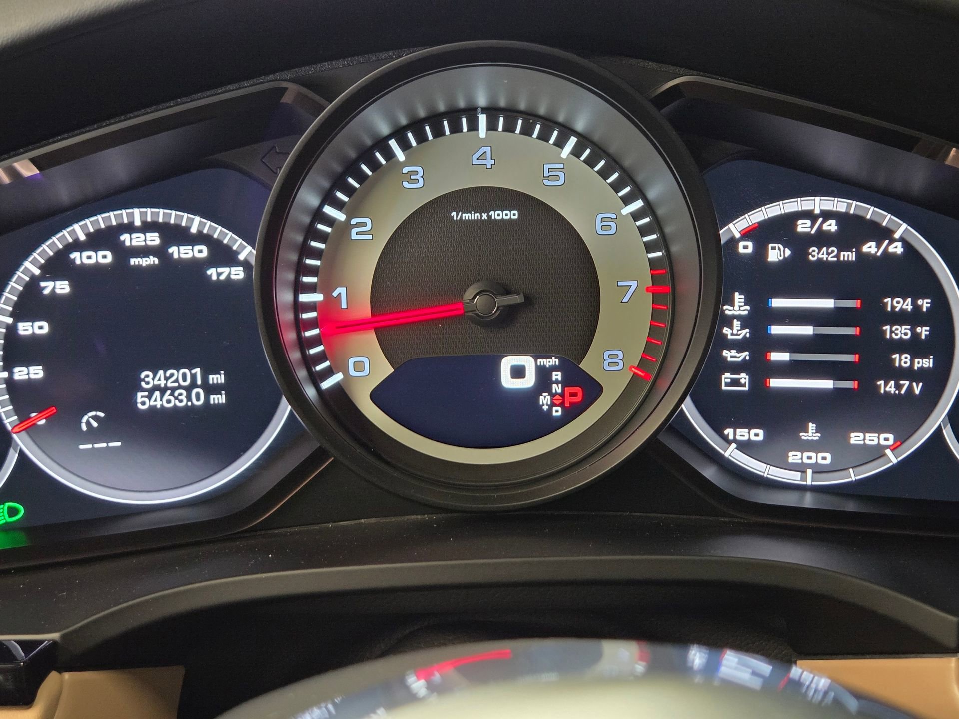 Certified 2022 Porsche Cayenne AWD/4WD image 21