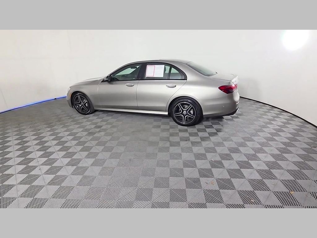 Used 2023 Mercedes-Benz E 350 4MATIC Sedan image 43