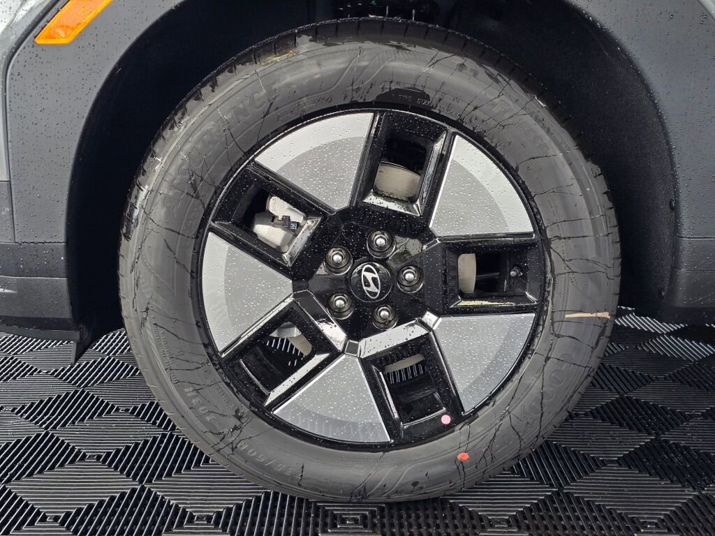 New 2026 Hyundai Santa Fe SE image 11