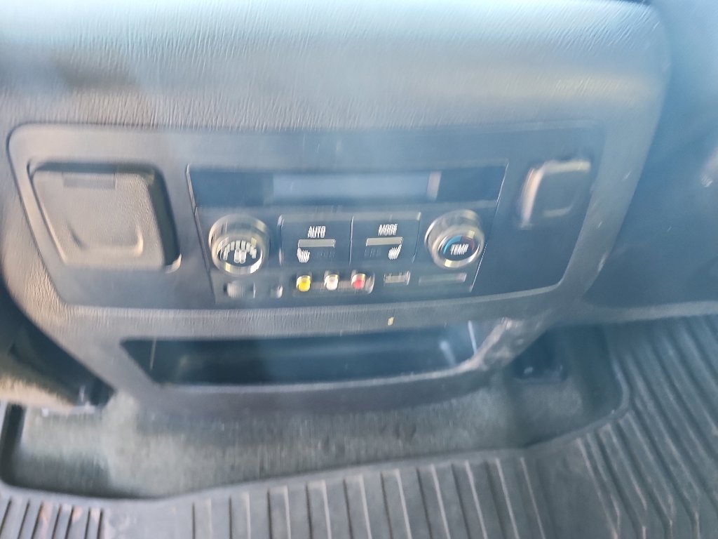 Used 2015 Chevrolet Tahoe LTZ AWD/4WD image 14