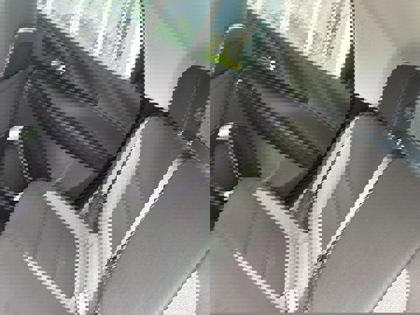 Used 2025 Chevrolet TrailBlazer LT image 11