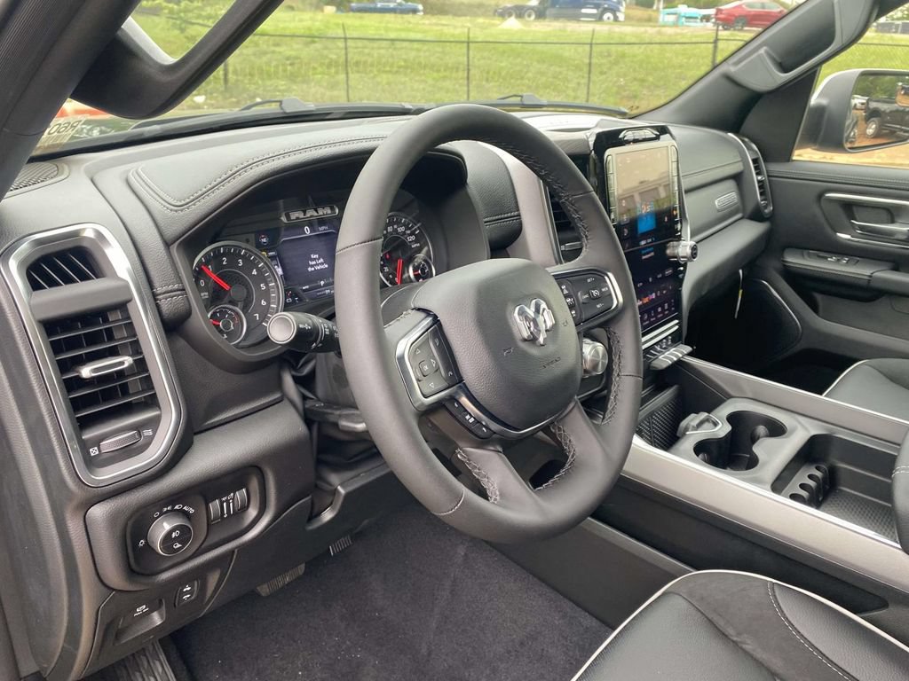 New 2026 RAM 1500 Laramie AWD/4WD image 45