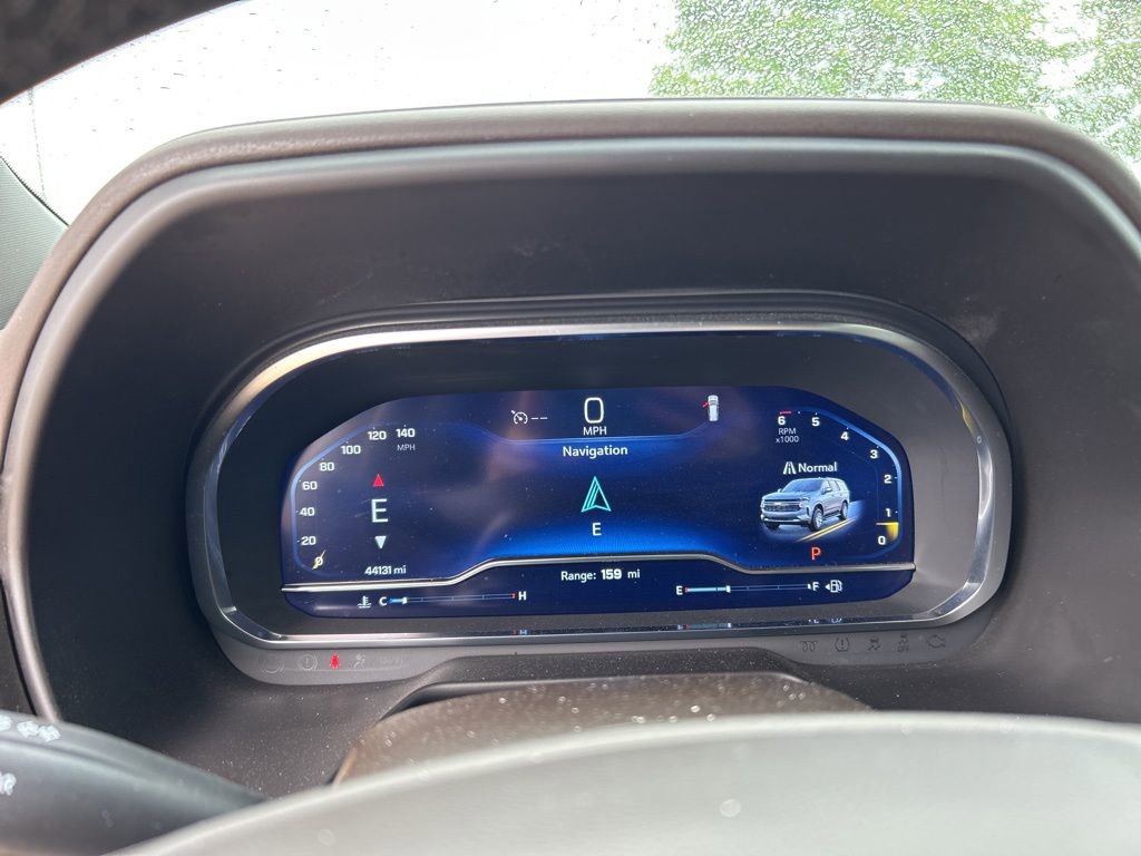 Used 2024 Chevrolet Tahoe LT w/ Luxury Package RWD image 21