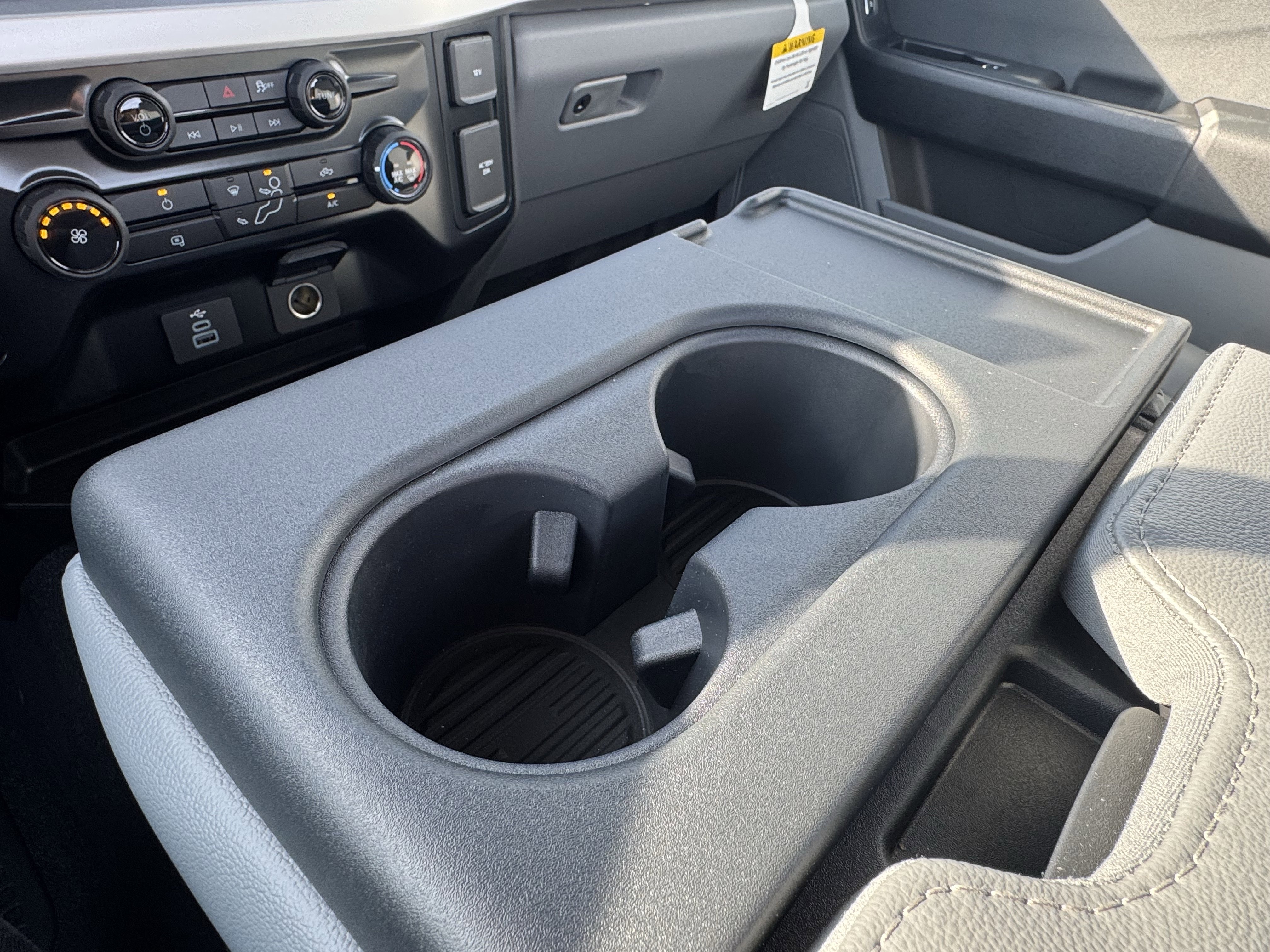 New 2025 Ford F550 4x4 Regular Cab Super Duty image 22