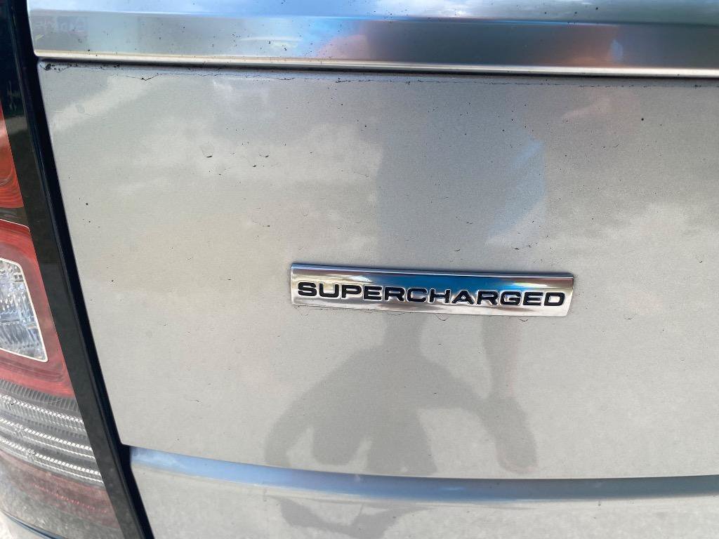 Used 2014 Land Rover Range Rover Supercharged AWD/4WD image 42