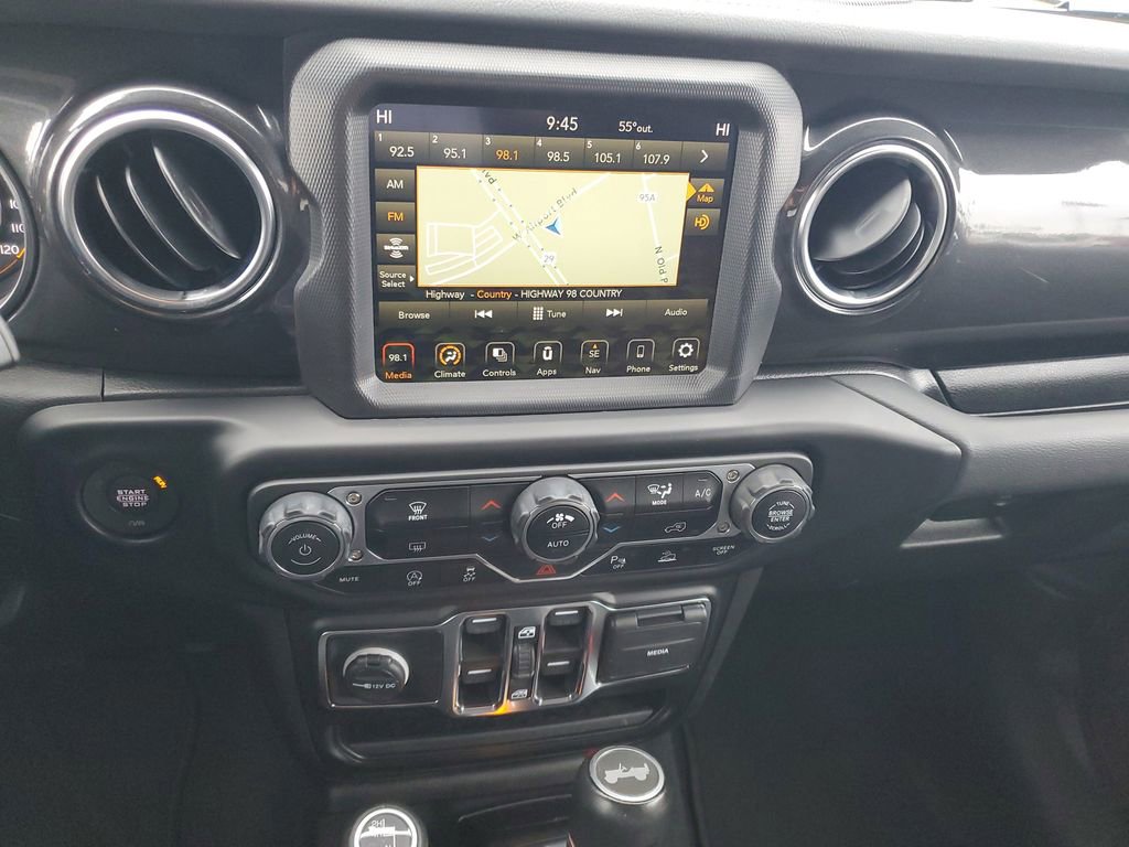 Used 2022 Jeep Wrangler Unlimited Sahara image 15