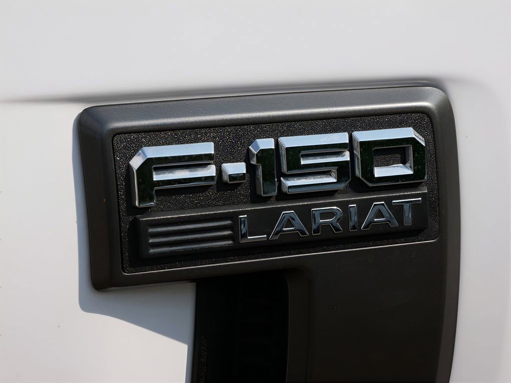 Used 2023 Ford F150 Lariat AWD/4WD image 12