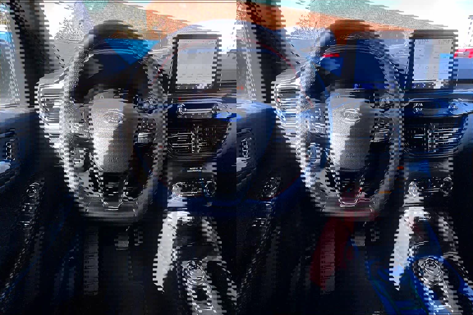 Used 2025 Ford Escape ST-Line FWD image 6