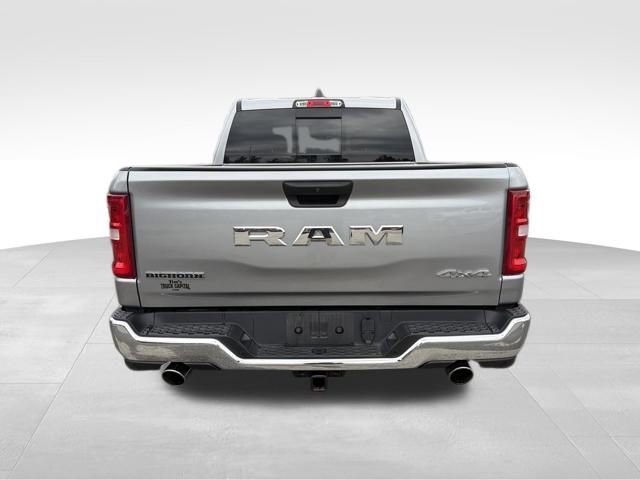 Used 2025 RAM 1500 Big Horn AWD/4WD image 4