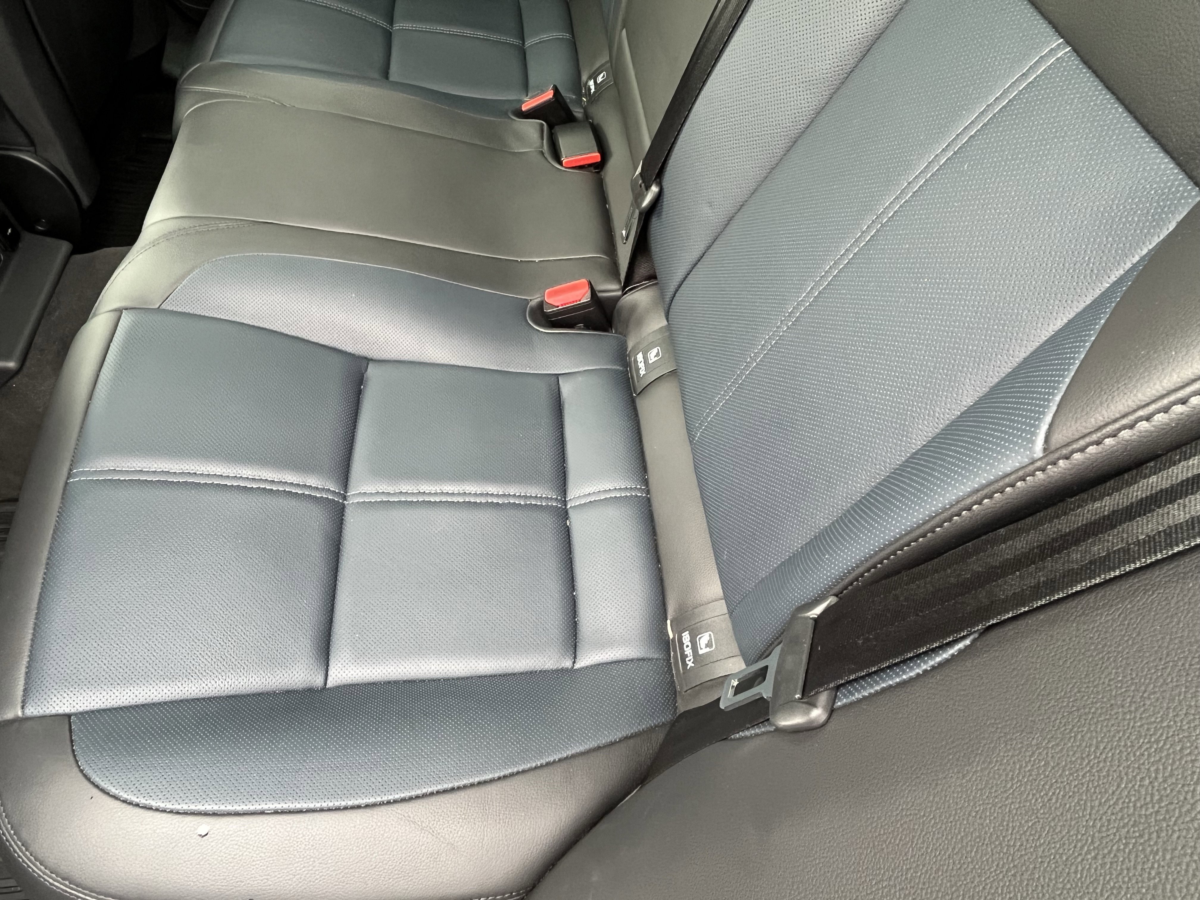 Used 2024 Land Rover Range Rover Velar Dynamic SE image 24