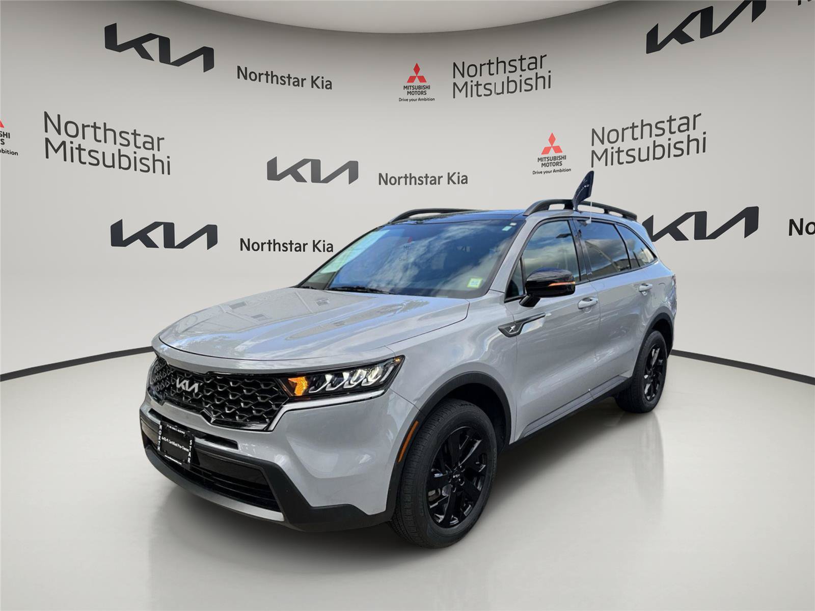 Used 2023 Kia Sorento S w/ Panoramic Sunroof Package AWD/4WD image 1