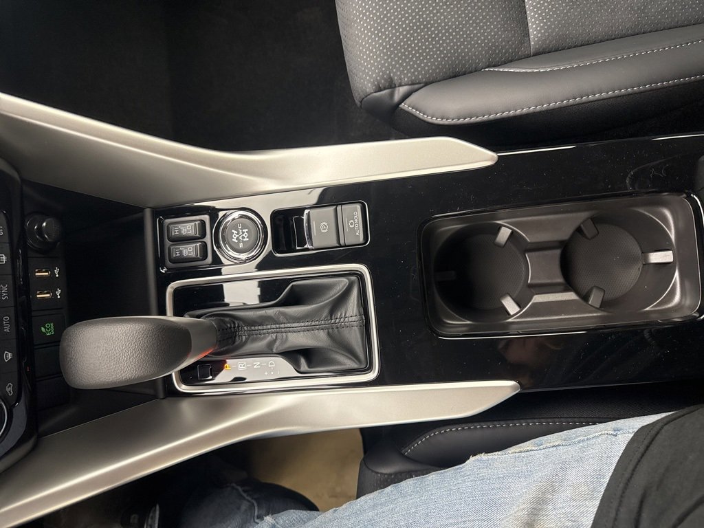 New 2026 Mitsubishi Eclipse Cross SE image 25