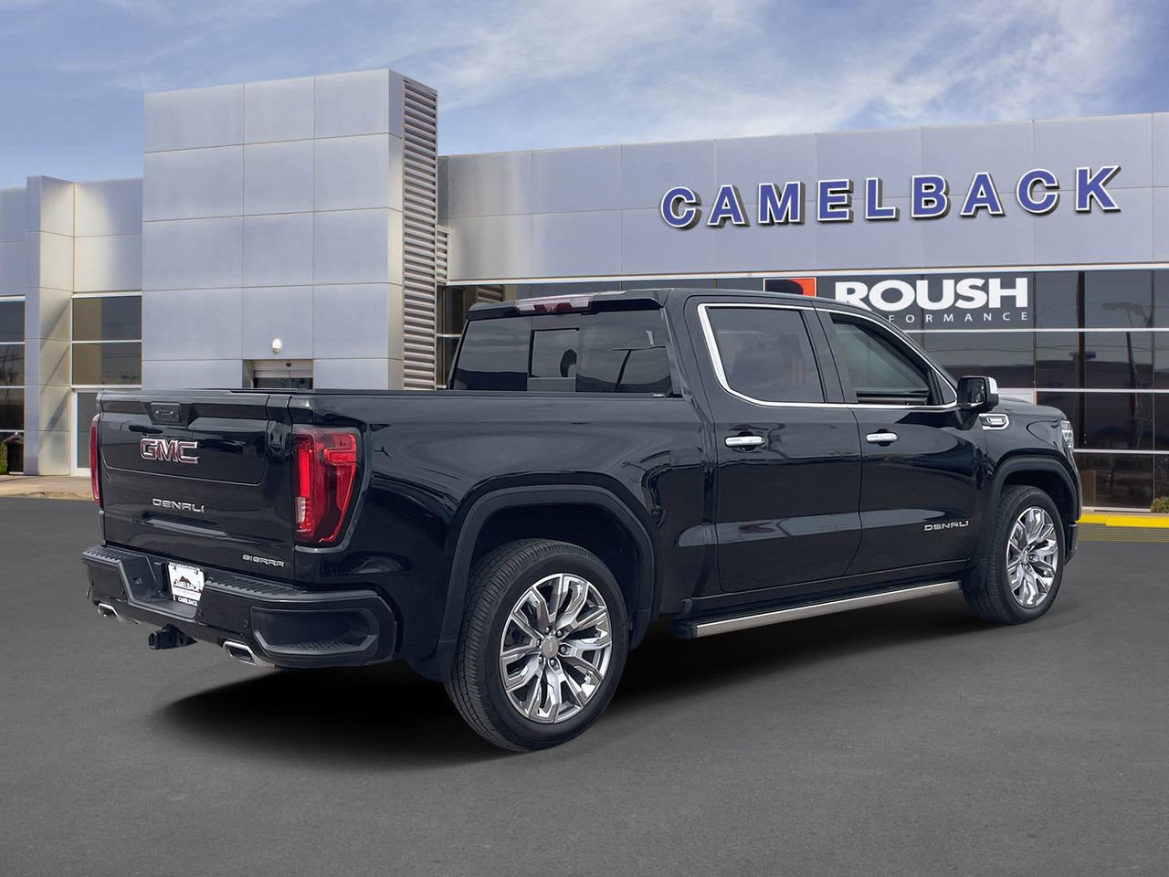 Used 2022 GMC Sierra 1500 Denali w/ Denali Reserve Package image 6