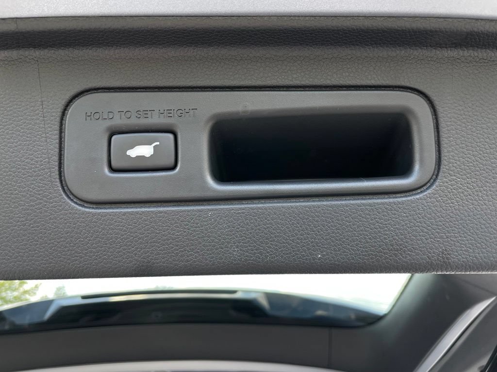Certified 2025 Honda Pilot Touring image 47