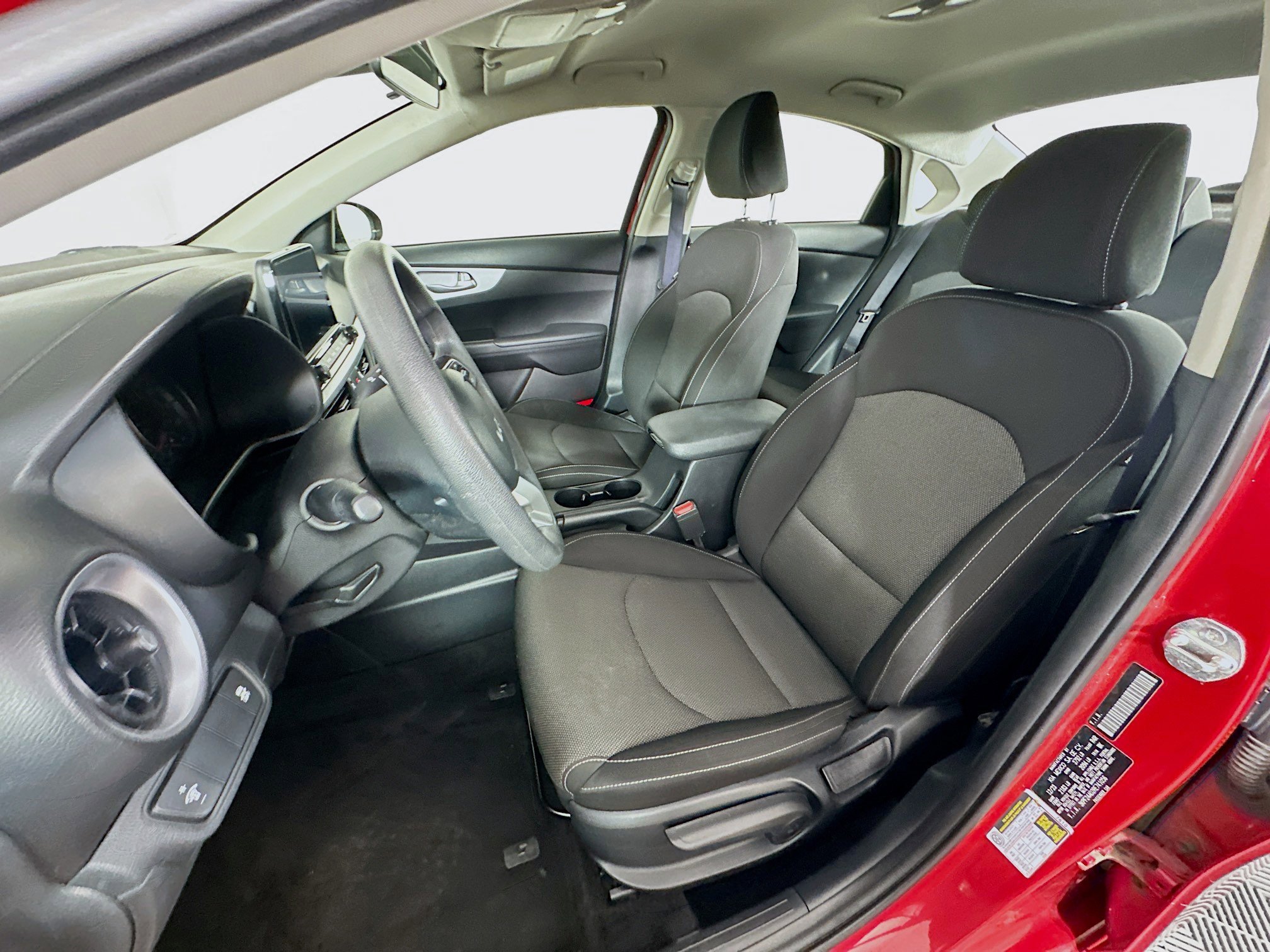 Used 2024 Kia Forte LXS image 13