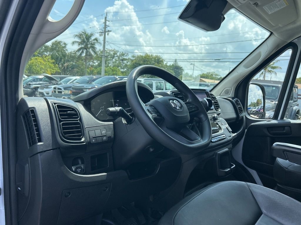 Used 2025 RAM ProMaster 2500 w/ Convenience Group FWD image 10