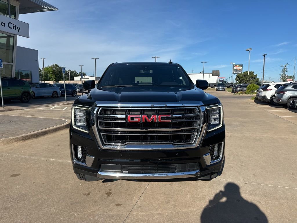 Used 2022 GMC Yukon XL SLT AWD/4WD image 2