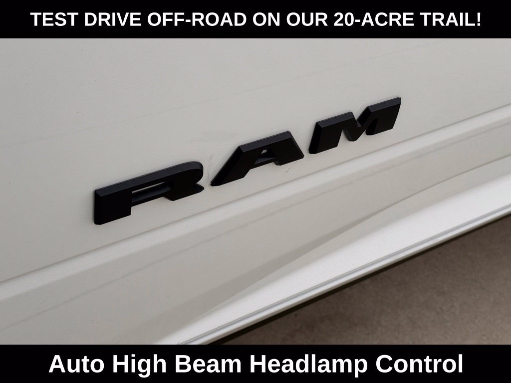 New 2026 RAM 2500 Laramie AWD/4WD image 32