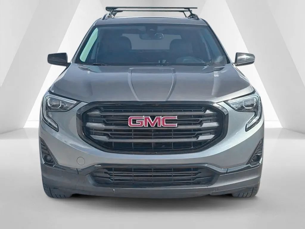 Used 2020 GMC Terrain SLT w/ Preferred Package AWD/4WD image 2