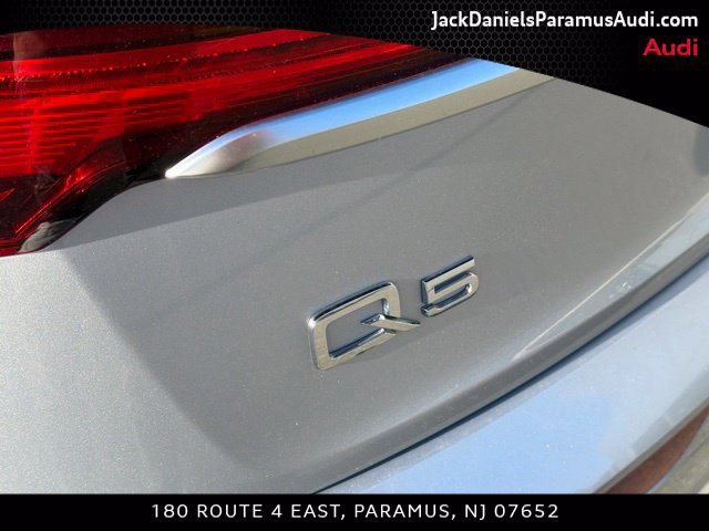 Certified 2023 Audi Q5 2.0T Premium w/ Convenience Package AWD/4WD image 16