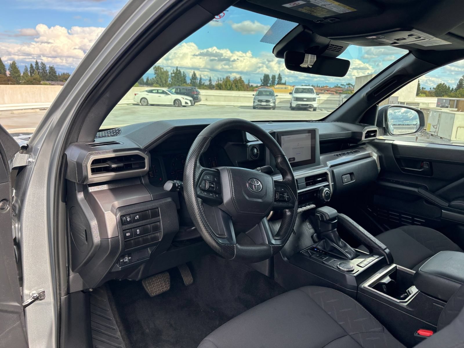 Used 2026 Toyota Tacoma SR5 RWD image 32