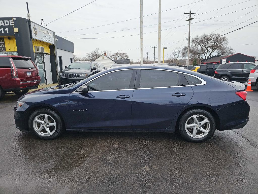 Used 2017 Chevrolet Malibu LS image 14