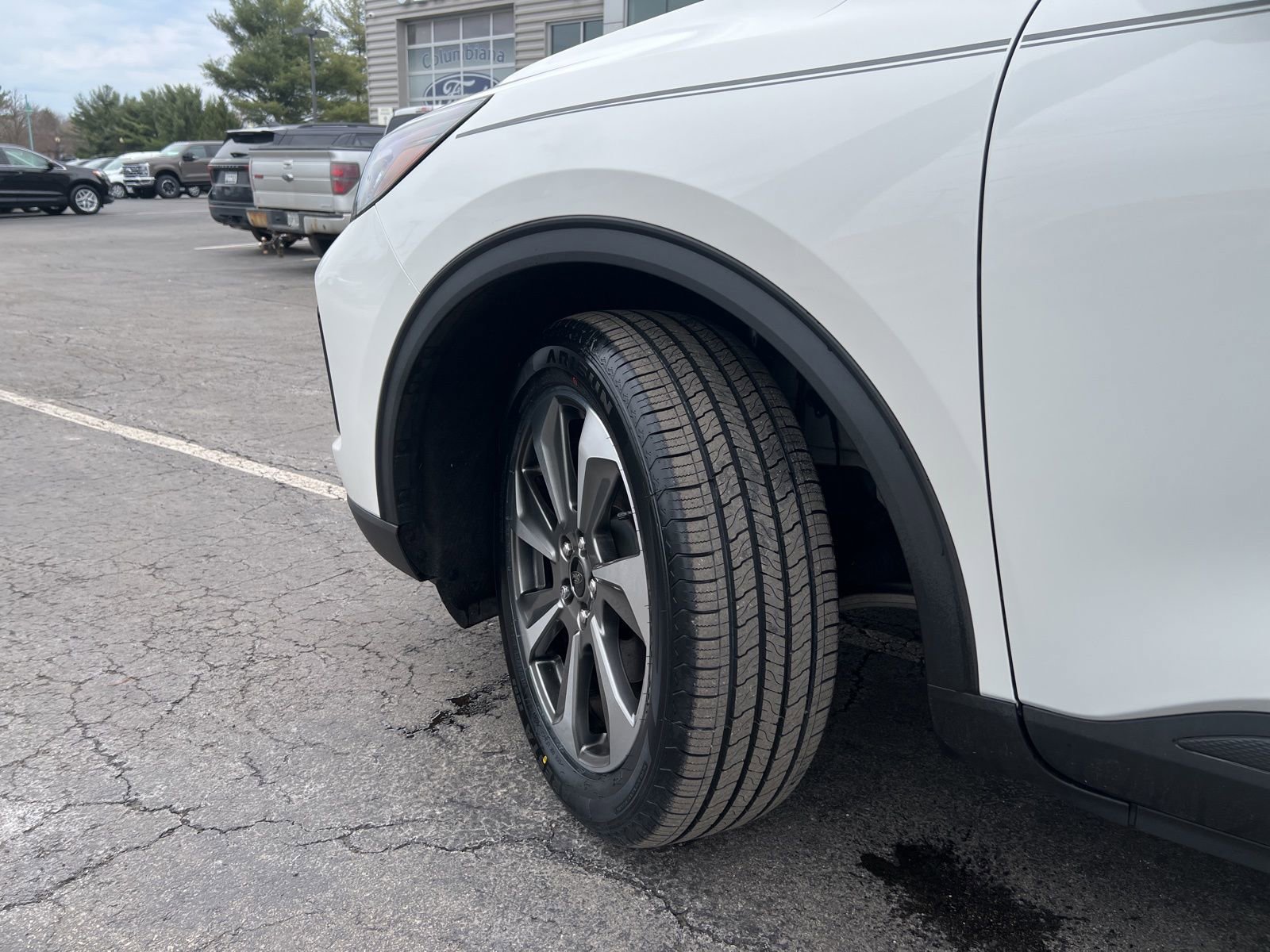 Used 2023 Ford Escape Platinum image 36