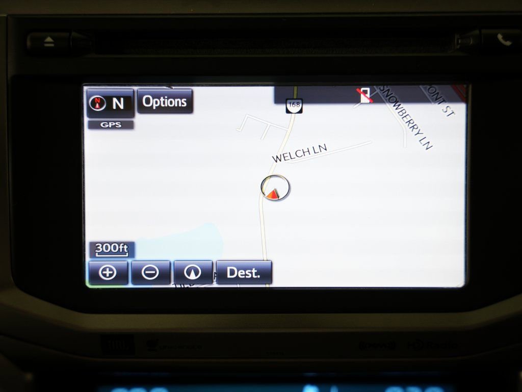 Used 2018 Toyota 4Runner Limited image 25