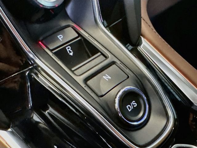 Used 2025 Acura RDX w/ Technology Package AWD/4WD image 17