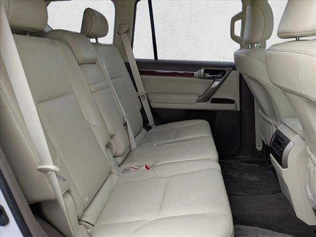 Used 2013 Lexus GX 460 w/ Comfort Plus Pkg image 22