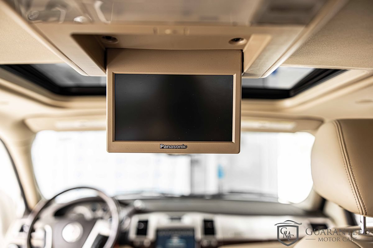 Used 2010 Cadillac Escalade 2WD Hybrid image 43