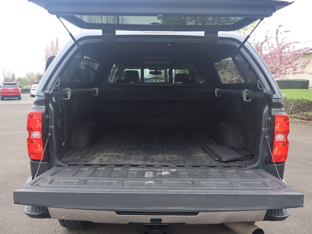 Used 2019 Chevrolet Silverado 3500 LTZ w/ Duramax Plus Package AWD/4WD image 32