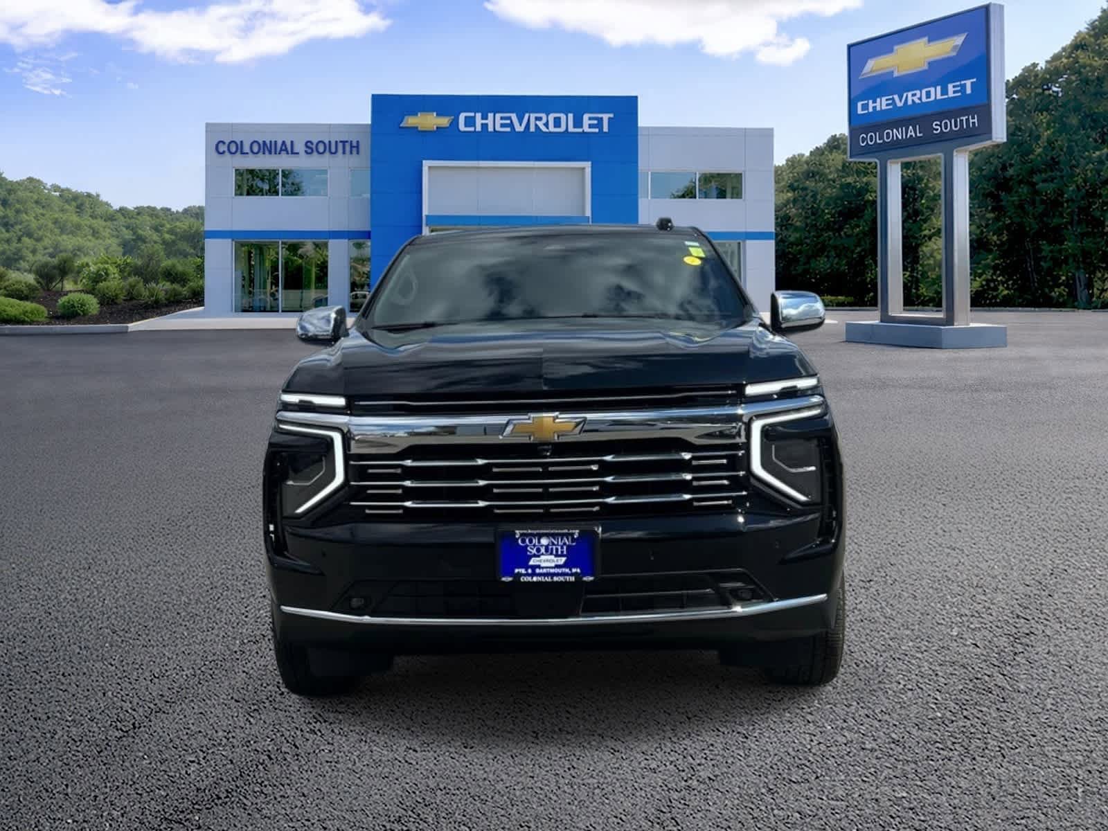 Certified 2025 Chevrolet Suburban Premier w/ Sun And Tow Package image 9