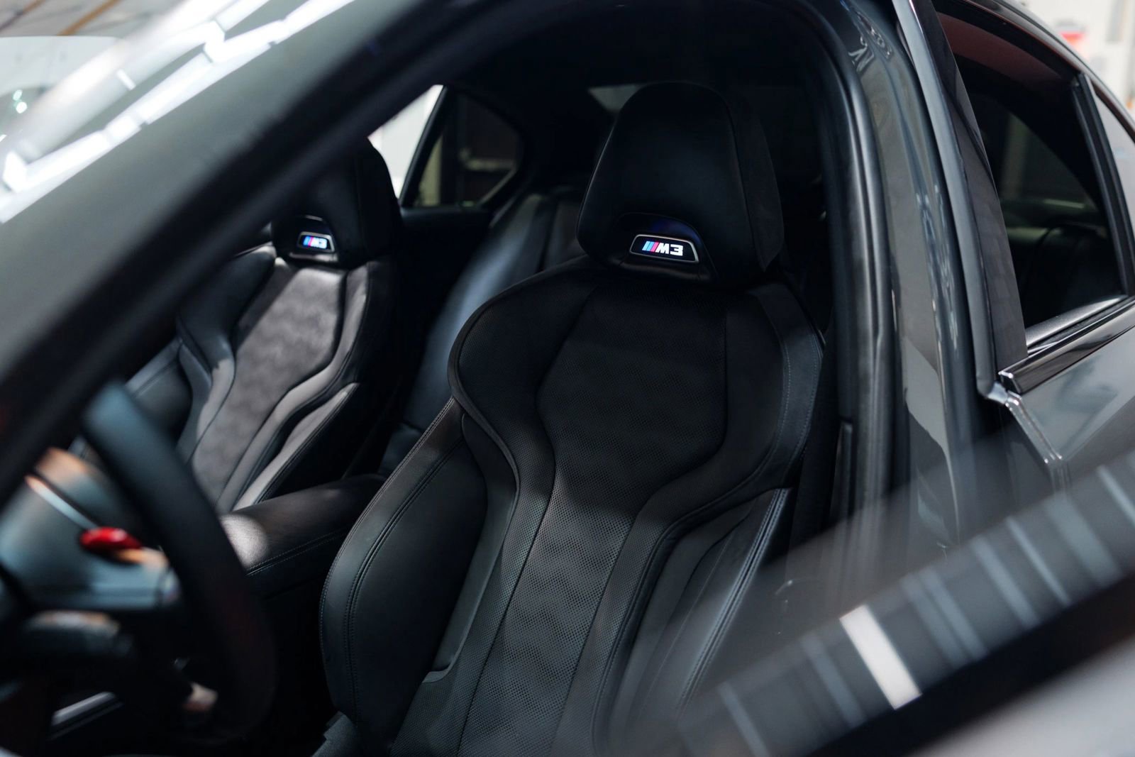 Used 2022 BMW M3 RWD image 40