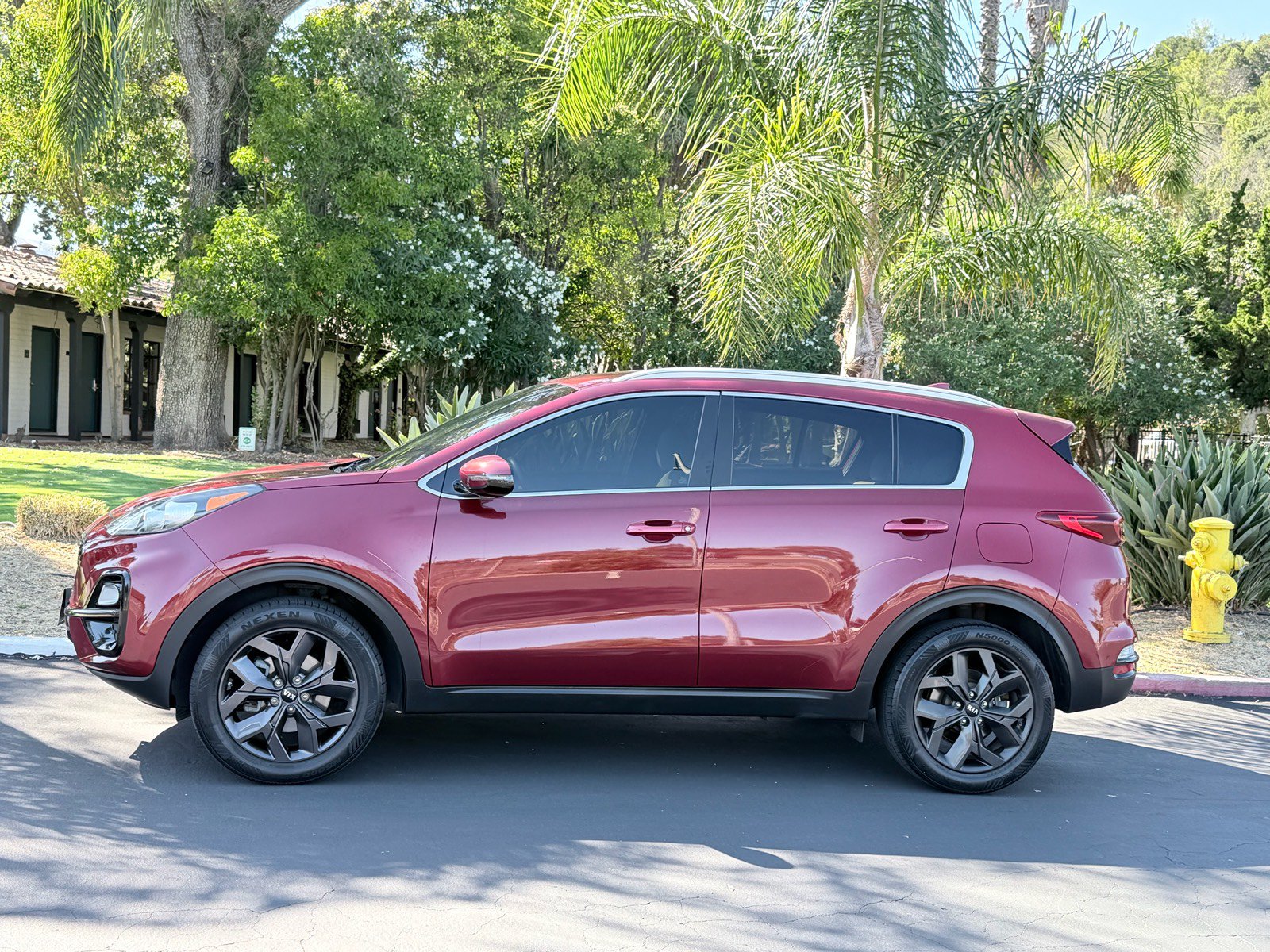 Used 2020 Kia Sportage S AWD/4WD image 2