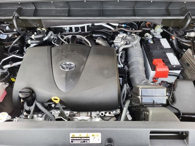 Used 2022 Toyota Highlander Limited image 11