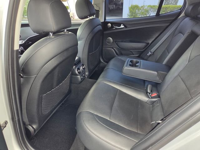 Used 2018 Kia Stinger Premium image 22