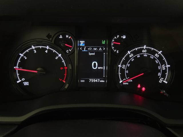 Used 2023 Toyota 4Runner SR5 AWD/4WD image 20