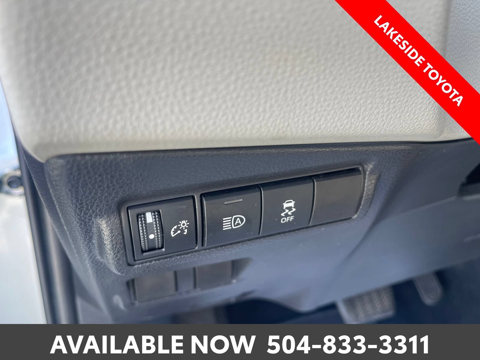 Certified 2026 Toyota Corolla Cross L FWD image 27
