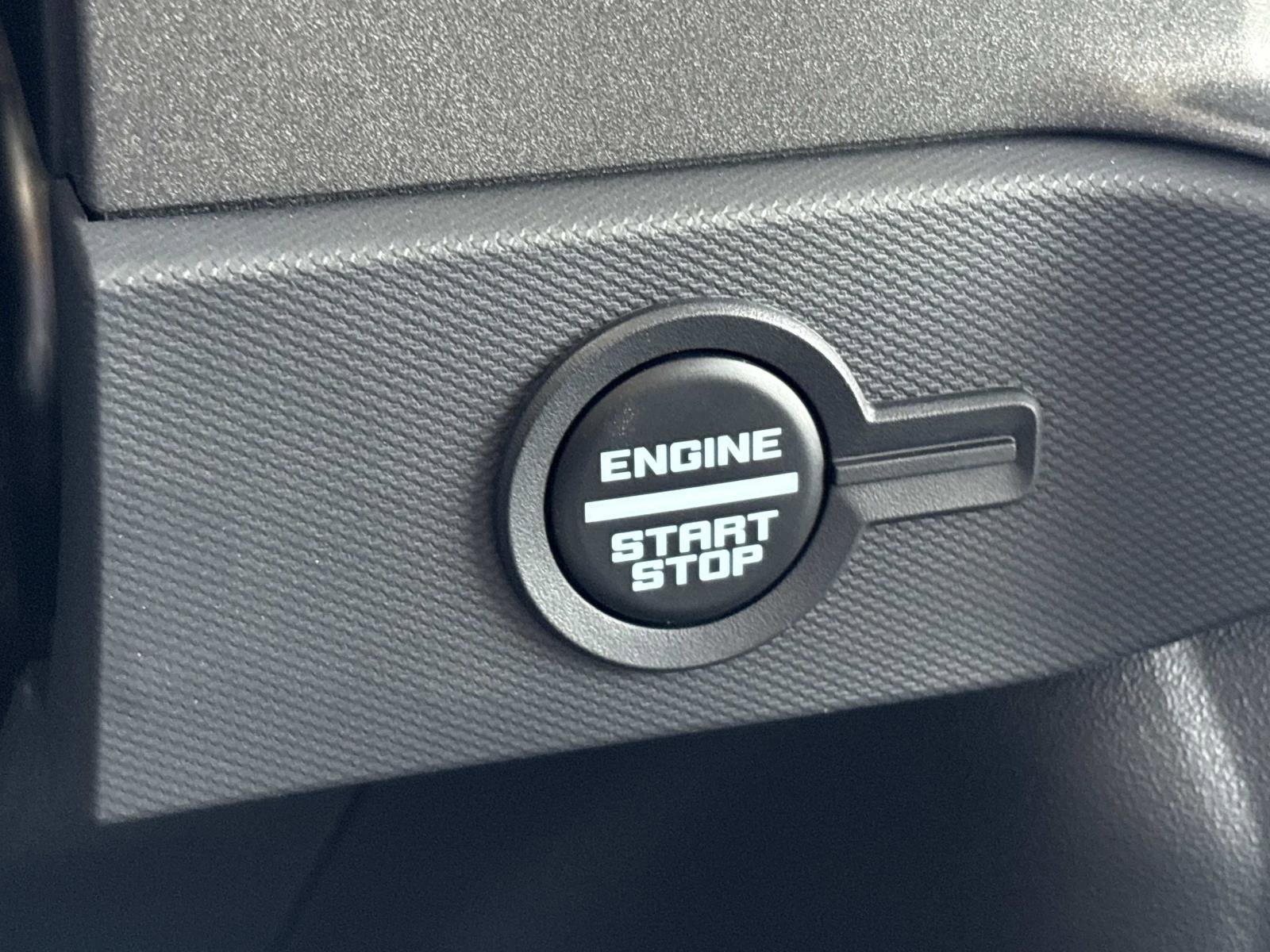 Used 2024 Ford Bronco Badlands image 21