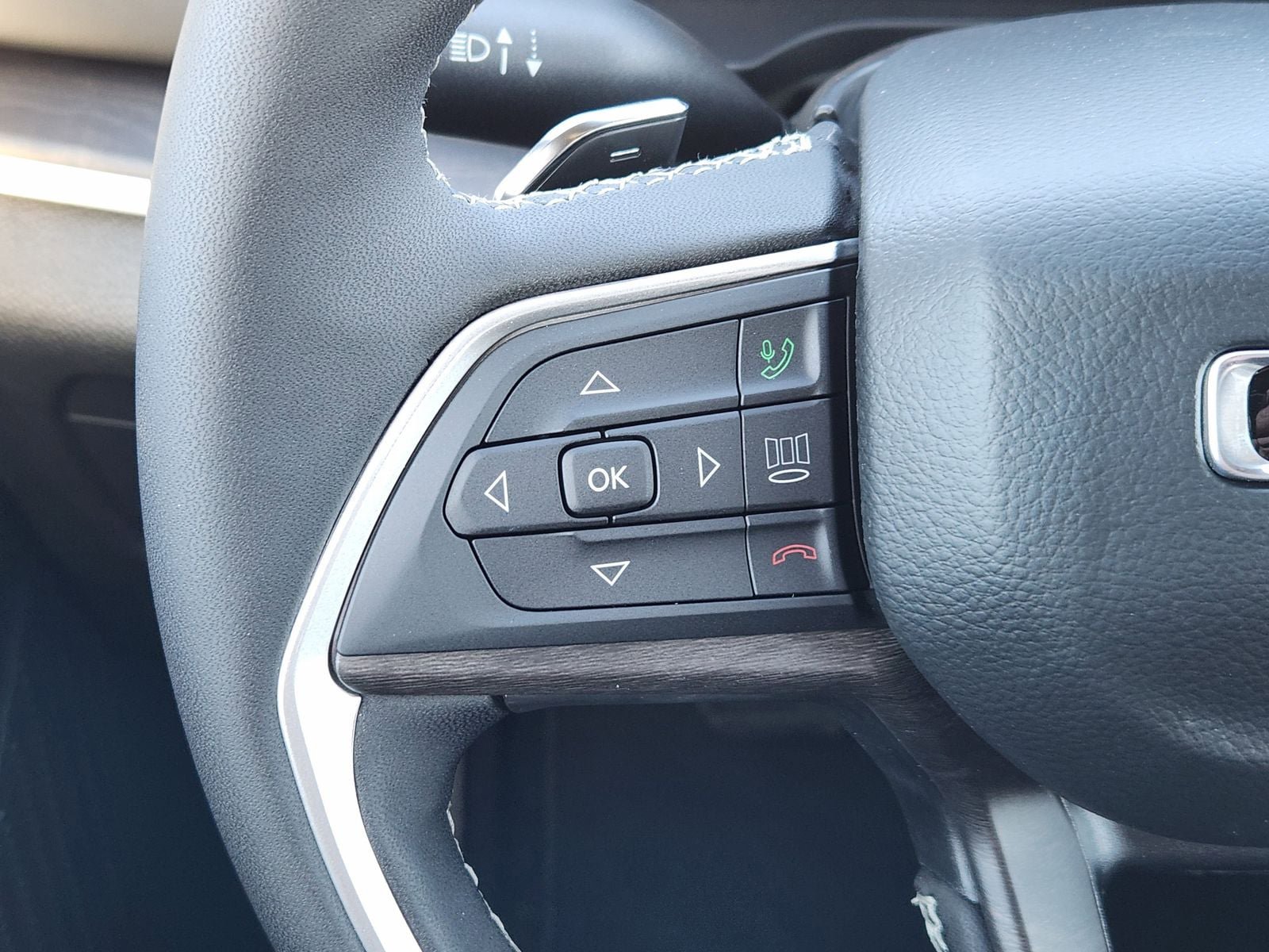 New 2026 Jeep Grand Cherokee Altitude AWD/4WD image 27