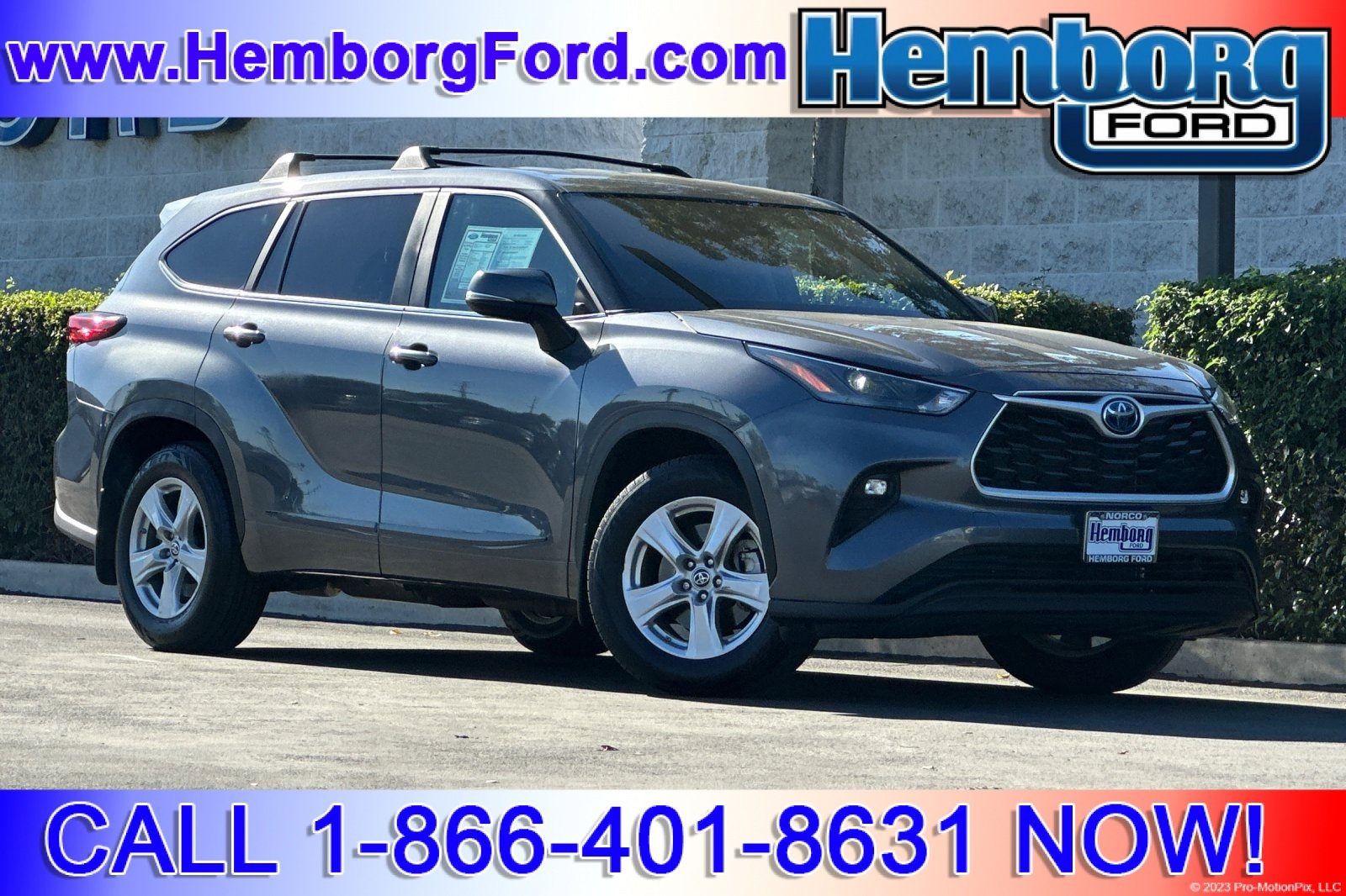 Used 2023 Toyota Highlander LE image 1