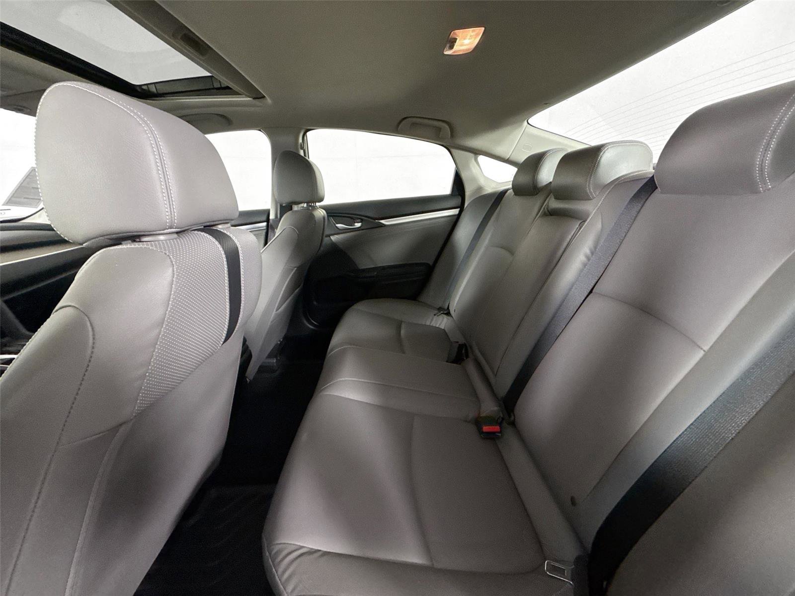 Used 2018 Honda Civic EX-L image 29