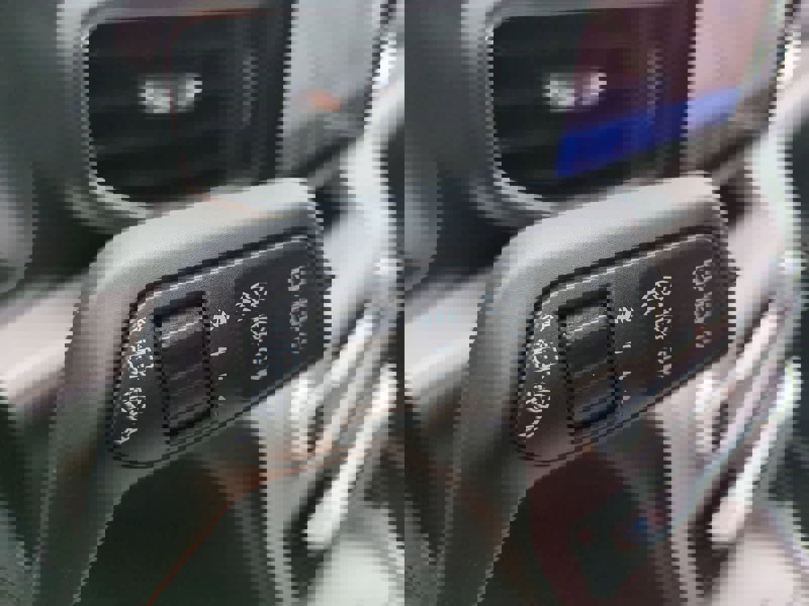 Used 2024 Ford Explorer XLT w/ Equipment Group 202A AWD/4WD image 25