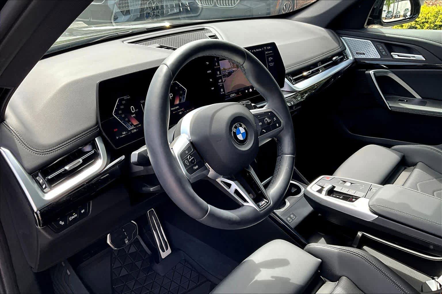 Certified 2025 BMW X1 xDrive28i w/ M Sport Package image 18