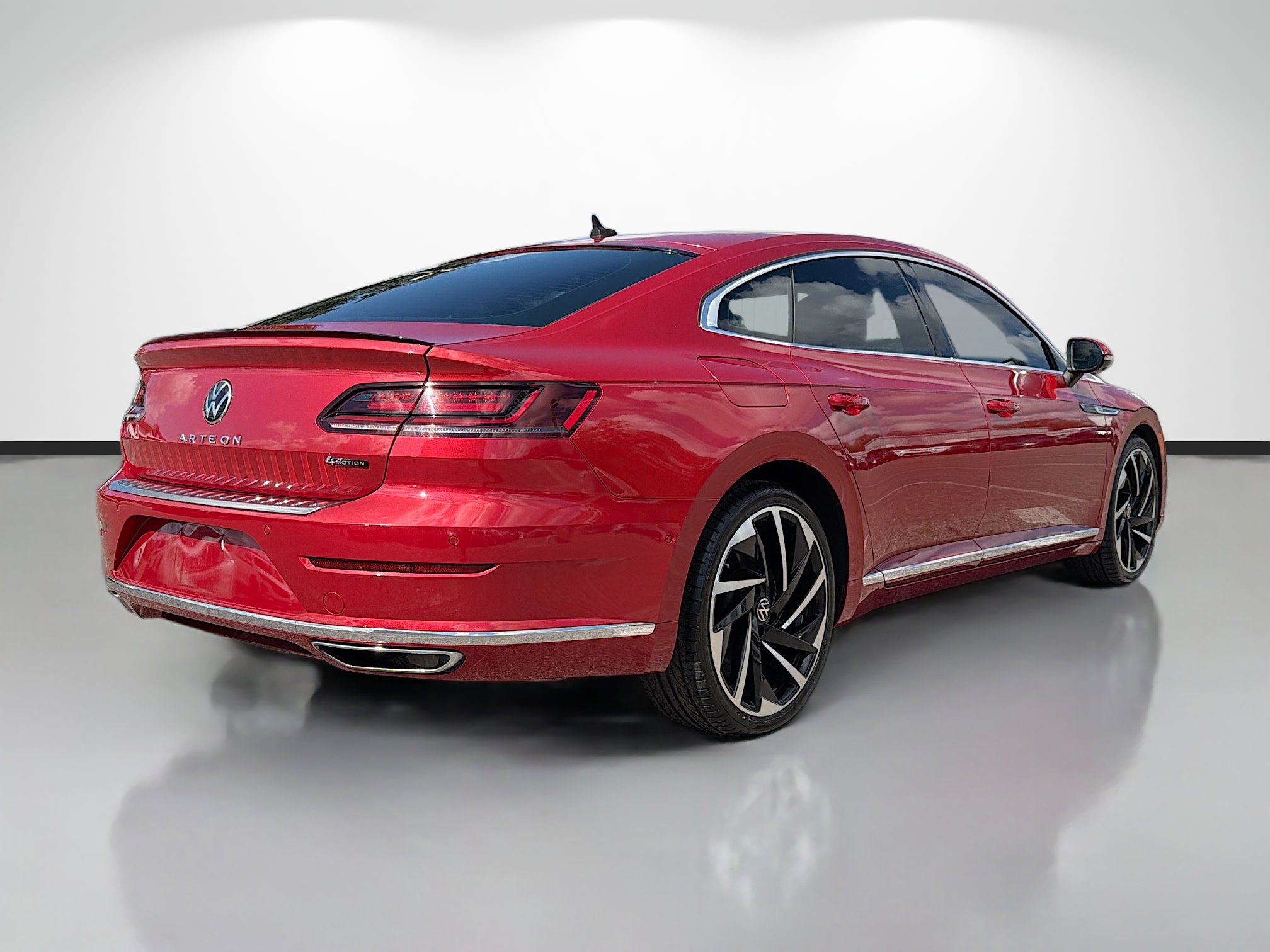 Used 2021 Volkswagen Arteon SEL Premium image 3